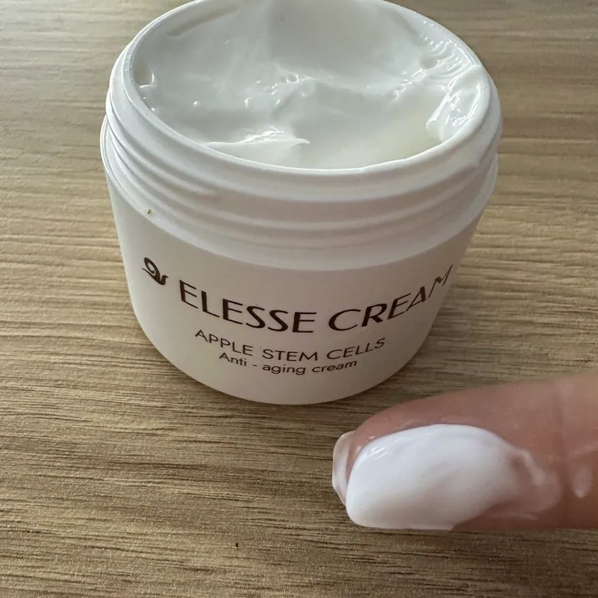 Elesse Cream — Fotografie 2